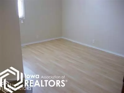 905 E Walnut St, Centerville, IA 52544 photo 15