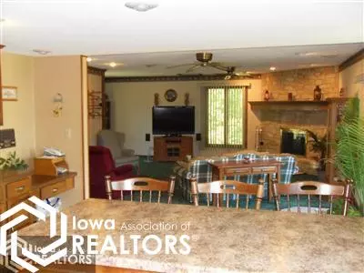 200 Crestview Dr, Hamilton, IL 62341 photo 7