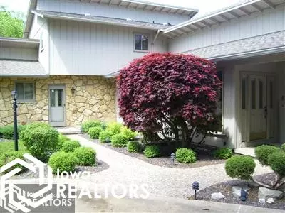 200 Crestview Dr, Hamilton, IL 62341 photo 2