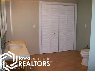 1007 E 3rd St, Washington, IA 52353 photo 6