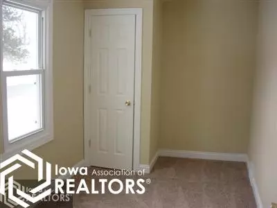 517 E Terry, Centerville, IA 52544 photo 6