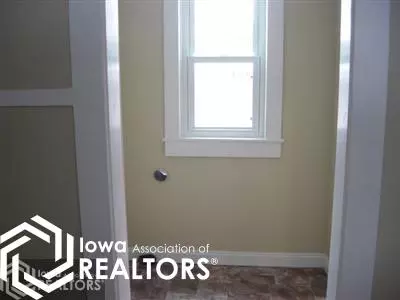 517 E Terry, Centerville, IA 52544 photo 9