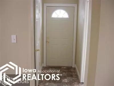 517 E Terry, Centerville, IA 52544 photo 10