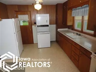 521 E Clark St, Centerville, IA 52544 photo 15