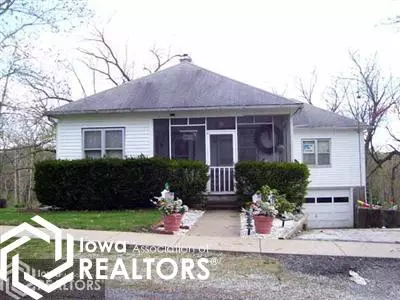 910 Hickory St, Hamilton, IL 62341 photo 1