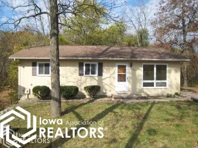 445 S 13th St, Hamilton, IL 62341 photo 2