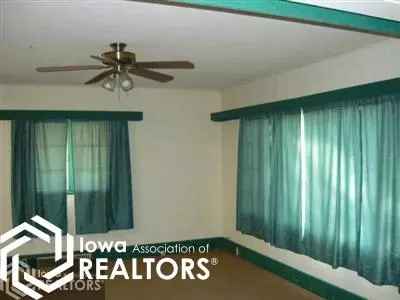 556 N State Hwy 96, Sutter, IL 62373 photo 5
