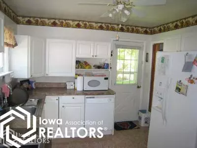 111 S 9th St, Hamilton, IL 62341 photo 3