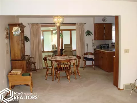 206 3rd Ave, Sully, IA 50251 photo 4