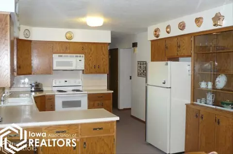 206 3rd Ave, Sully, IA 50251 photo 5
