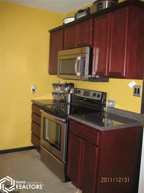 1112 E Wilson St, Centerville, IA 52544 photo 5