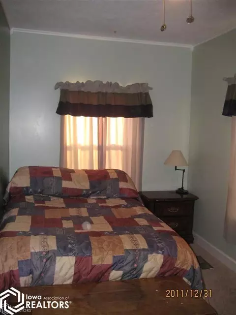 1112 E Wilson St, Centerville, IA 52544 photo 9
