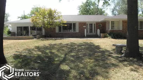 616 S 5th St, Centerville, IA 52544 photo 1