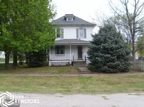 411 E 3rd St, Riverside, IA 52327 photo 1