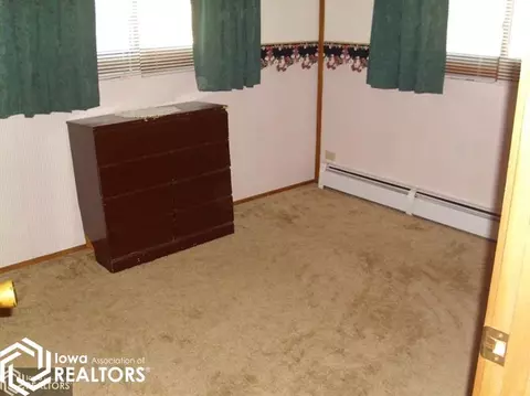1117 E 3rd St, Washington, IA 52353 photo 9