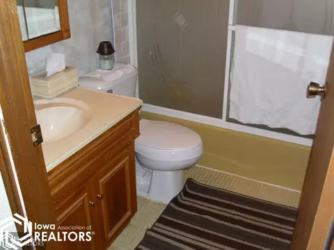 1117 E 3rd St, Washington, IA 52353 photo 7