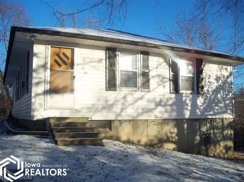 405 S 3rd St, Centerville, IA 52544 photo 1