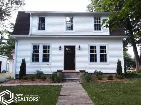 1123 Main St, Carthage, IL 62321 photo 1