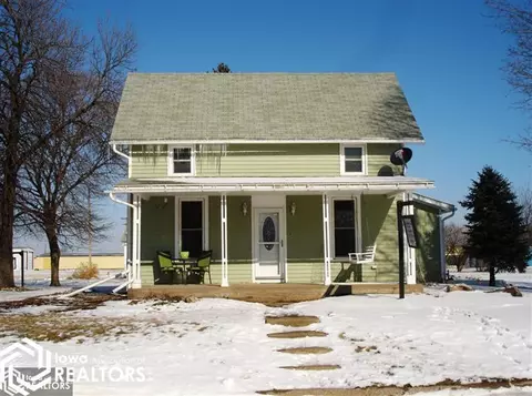 1302 E 3rd St, Washington, IA 52353 photo 1