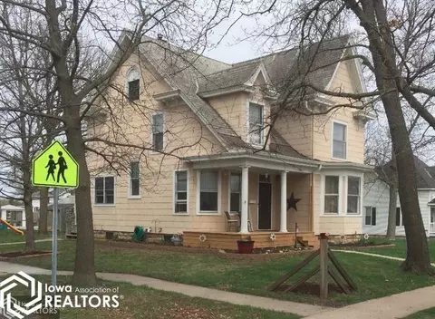 1111 Oak St, Hamilton, IL 62341 photo 1