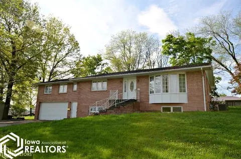 328 E Madison, Centerville, IA 52544 photo 1