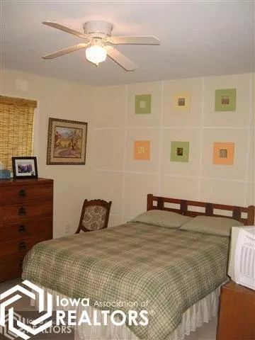 406 9th, Eldon, IA 52554 photo 7