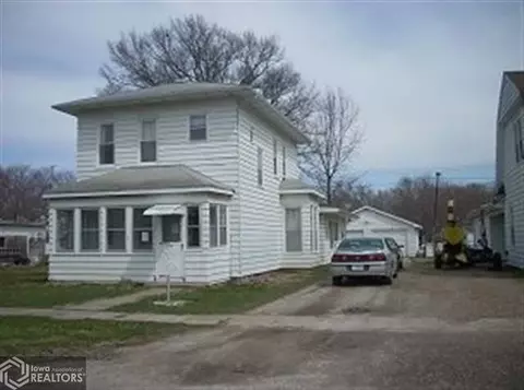 209 W Walnut, Eldon, IA 52554 photo 1