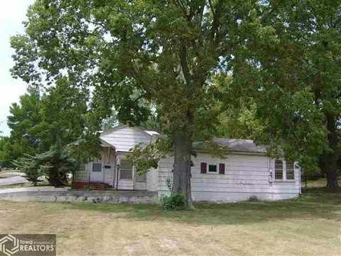 703 W Elm, Eldon, IA 52554 photo 1