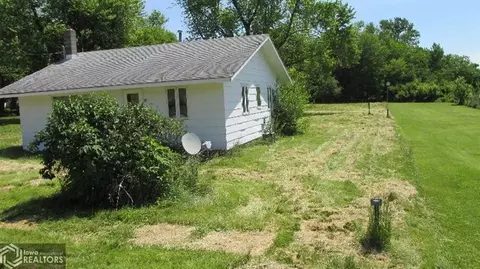 207 S Maple, Cincinnati, IA 52549 photo 1
