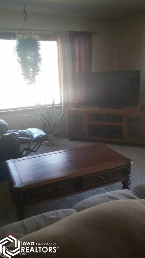 122 N 7th St, Centerville, IA 52544 photo 5