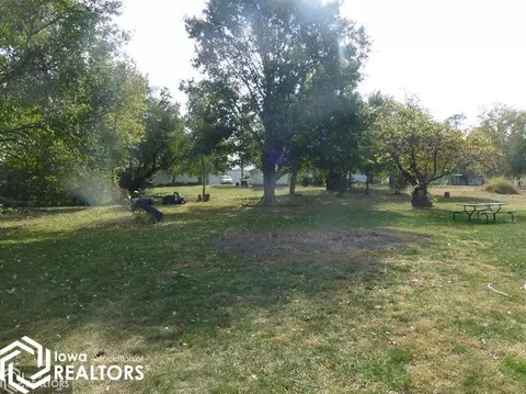 207 E Locust, Gladstone, IL 61437 photo 13