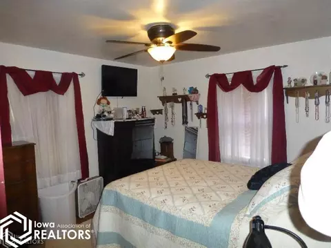 207 E Locust, Gladstone, IL 61437 photo 7