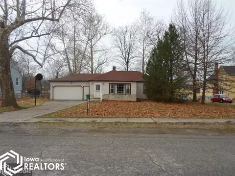 331 N 7th St, Hamilton, IL 62341 photo 1