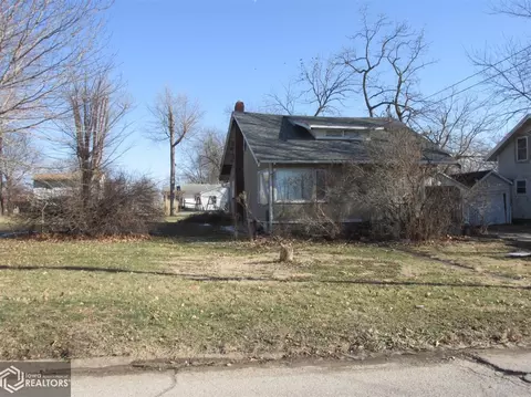 2007 Drake Ave, Centerville, IA 52544 photo 2
