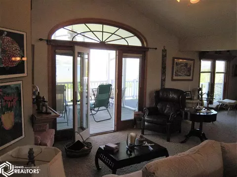 130 Wind Riv, Hamilton, IL 62341 photo 5