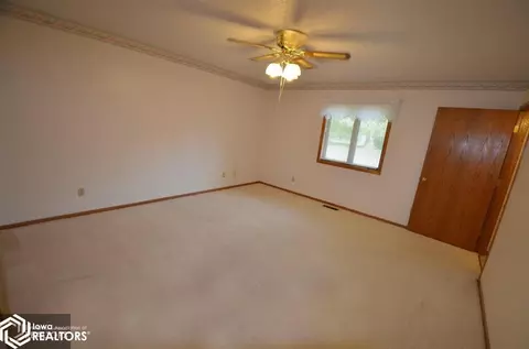 1205 E Grant St, Centerville, IA 52544 photo 12