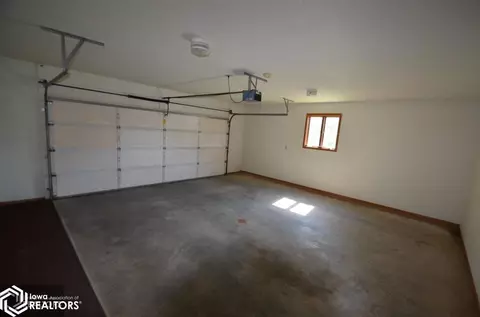 1205 E Grant St, Centerville, IA 52544 photo 19