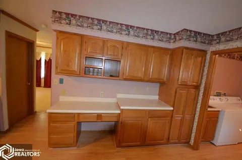 1205 E Grant St, Centerville, IA 52544 photo 15