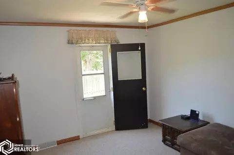 303 E Grant St, Centerville, IA 52544 photo 11