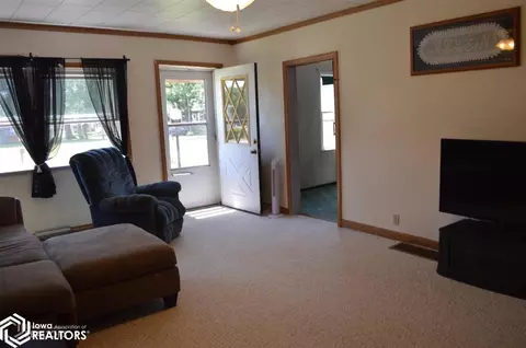 303 E Grant St, Centerville, IA 52544 photo 12