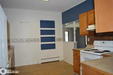 602 E State St, Centerville, IA 52544 photo 21