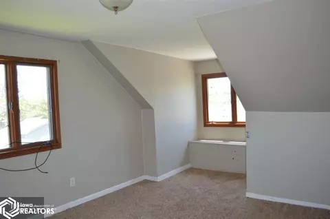602 E State St, Centerville, IA 52544 photo 13