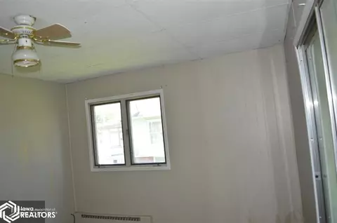 602 E State St, Centerville, IA 52544 photo 7