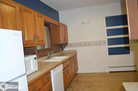 602 E State St, Centerville, IA 52544 photo 22