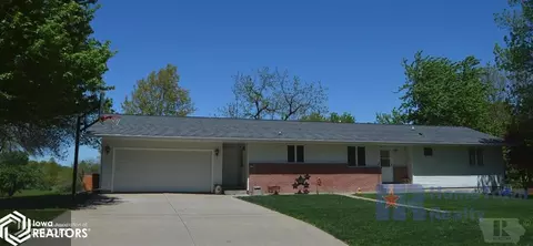 1315 Grant St, Centerville, IA 52544 photo 1