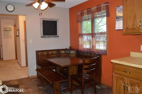 1315 Grant St, Centerville, IA 52544 photo 5