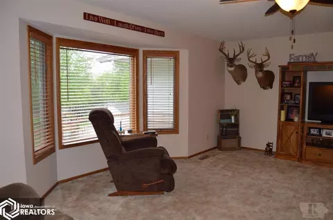 1315 Grant St, Centerville, IA 52544 photo 10