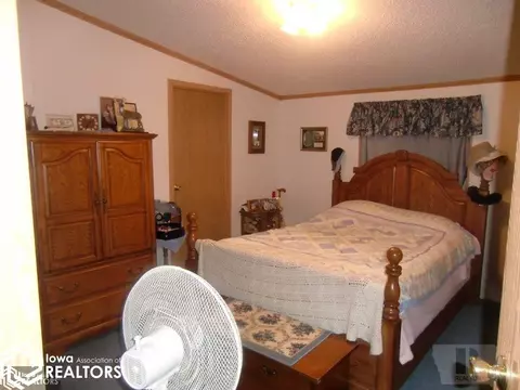 4490 63rd Ave, Eldon, IA 52554 photo 5