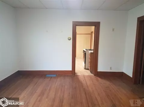 412 Des Moines, Eldon, IA 52554 photo 5