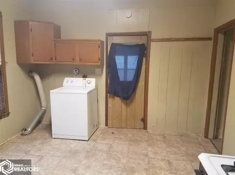 412 Des Moines, Eldon, IA 52554 photo 9